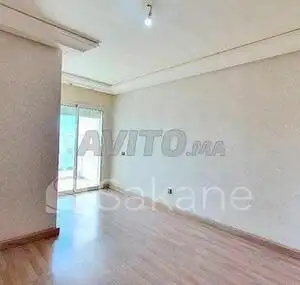 AV302ced Vente Super Appart La Marina à Casablanca