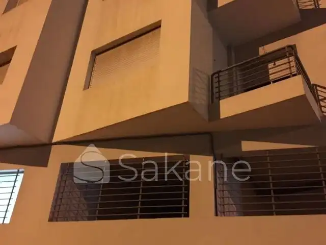 2 chambres salon 54m garage avec télécommande et caméra de surveillance balcon haut standing à casa - 4/6