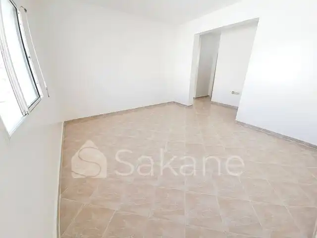 Appartement Moyen standing situé à Résidence Mouna ,Quartier nassim - 2/9