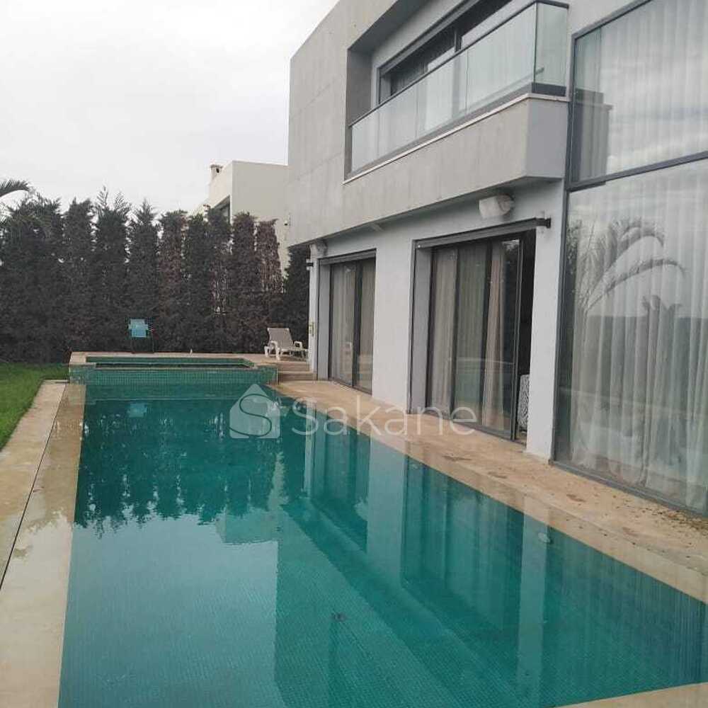 Agréable villa avec meubles de 630m², à Bouskoura ville verte - 1