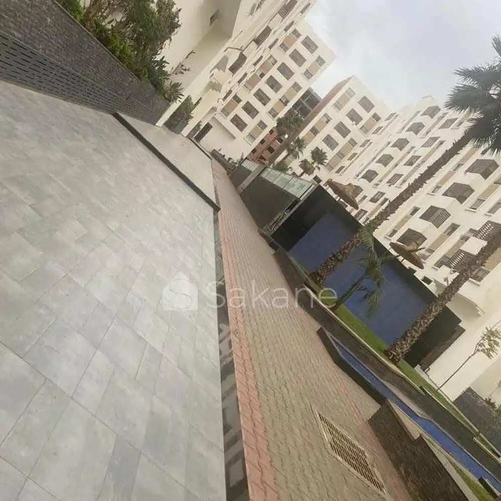 Appartement de 106m² a vendre a flora Bouskoura - 2/8