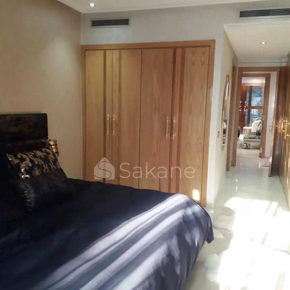 Superbe appartement meublé à vendre de 148m², CIL - 4/6