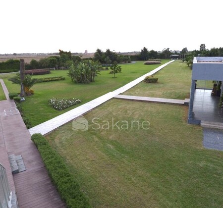 Villa d'une superficie de 18.450 m² avec piscine et jardin à DarBouazza