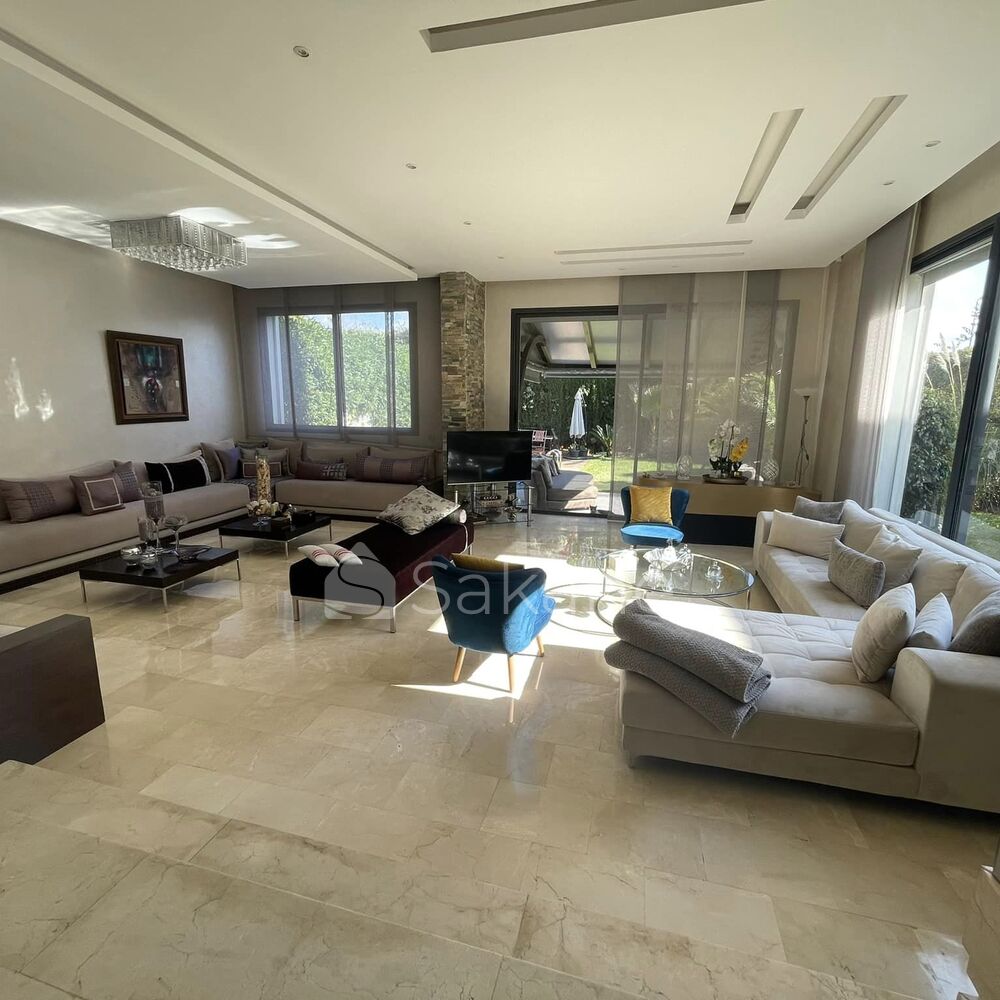 Très jolie villa à vendre en résidence sécurisée  à Dar Bouazza - 4/6