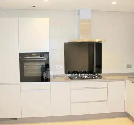 Appartement 77m² à louer vue sur jardin