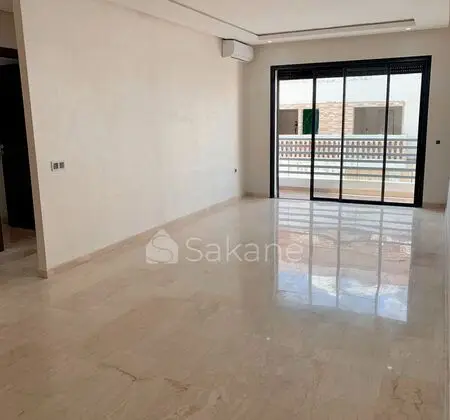 Appartement ensoleillé à vendre à roches noires