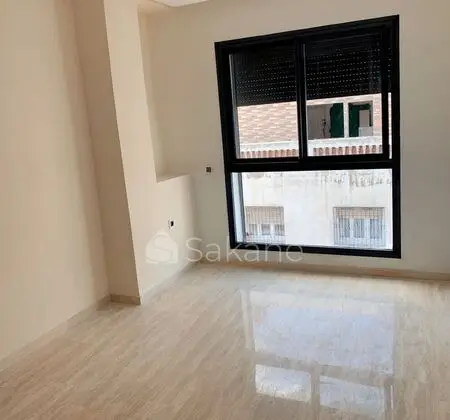 Appartement ensoleillé à vendre à roches noires