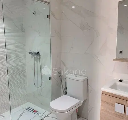 Appartement ensoleillé à vendre à roches noires