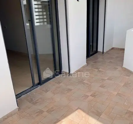 Appartement ensoleillé à vendre à roches noires