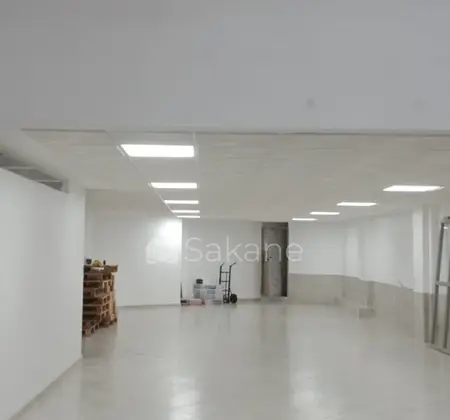 Local commercial à vendre