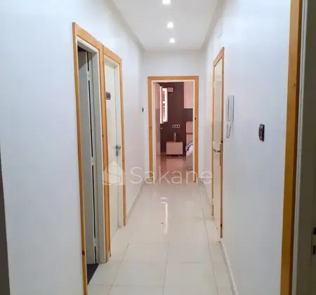 Bel Appartement à louer très bien situé sur Bettana