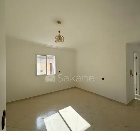 Appartement Rénové 47 m²–Résidence Fermée Temara