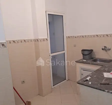 Appartement شقة للبيع في طنجة مشمسة و مهاوية و قريبة لجميع المرافق