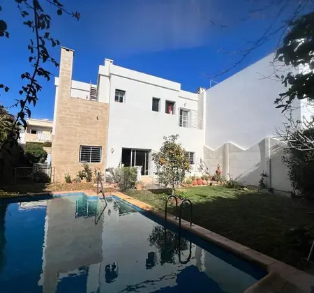 Villa à vendre à Dar Bouazza-Oued Merzeg