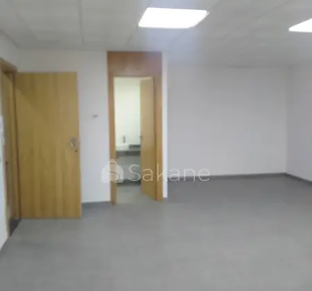 Plateau de bureau à louer à Hay Errahma