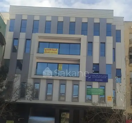 Plateau de bureau à louer à Hay Errahma