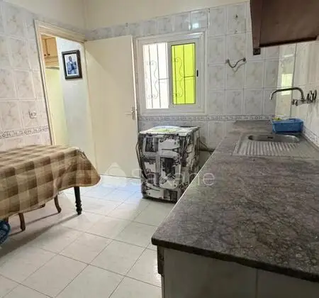 Appartement au 2 eme étage à Vendre